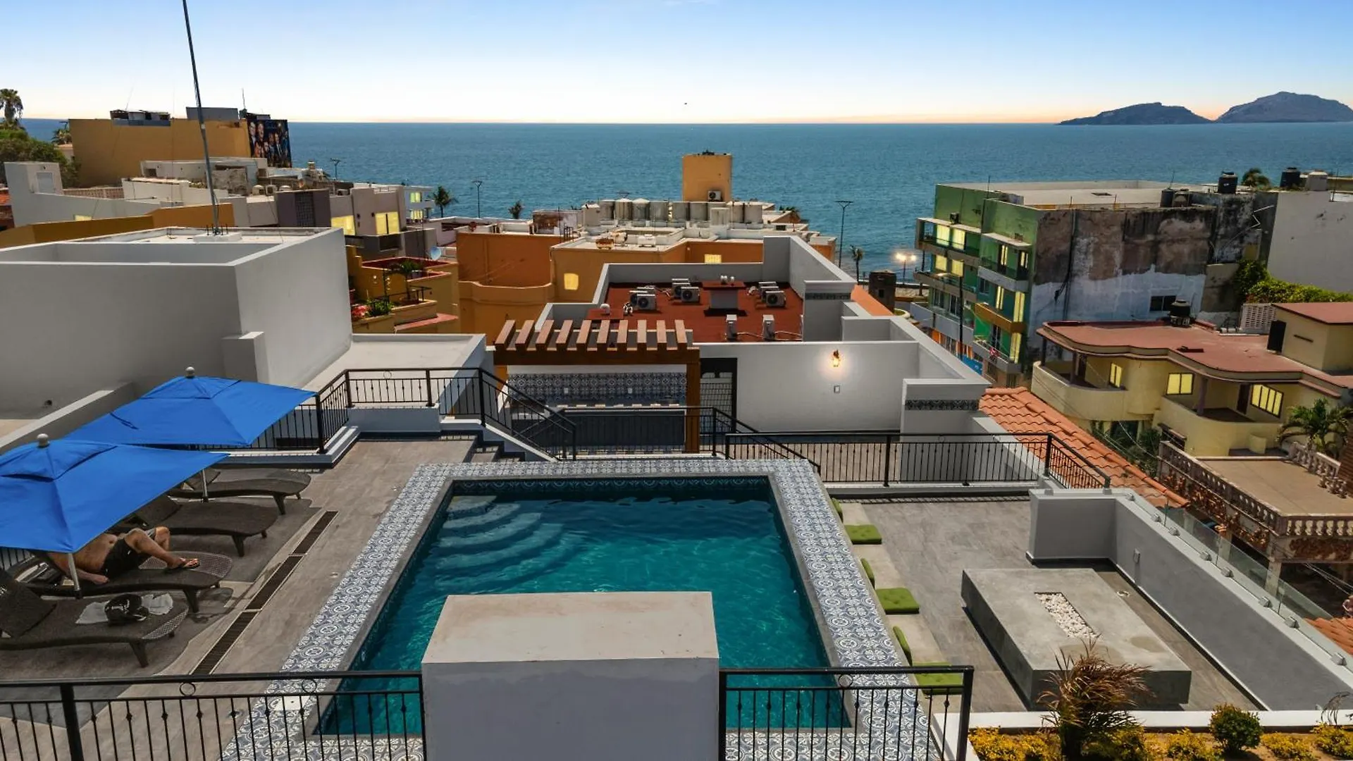 Casa Barros Vacation Condos Mazatlan